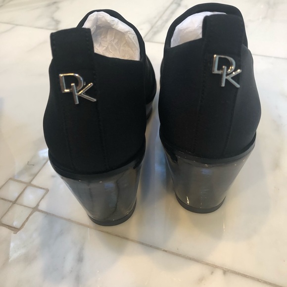Donna Karan never worn, black microfiber shoes - Picture 4 of 7